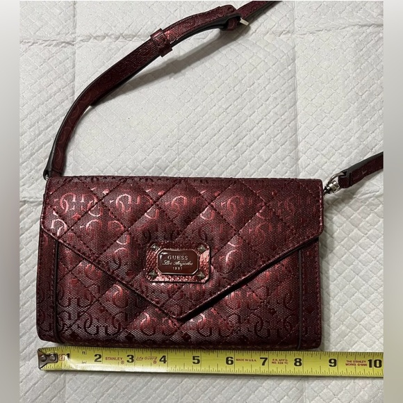 Guess Crossbody Purse Adjustable Removable Strap Juliet Wallet Burgundy Bag read - Picture 8 of 12